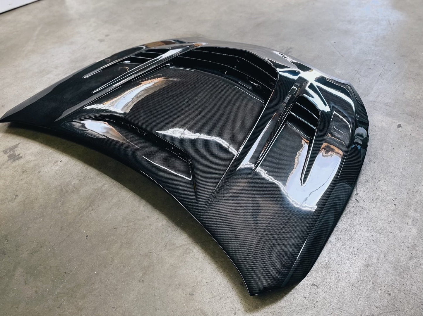 Fly 1 Motorsports Q-Attack Vented Hood - 2013+ Infiniti Q50