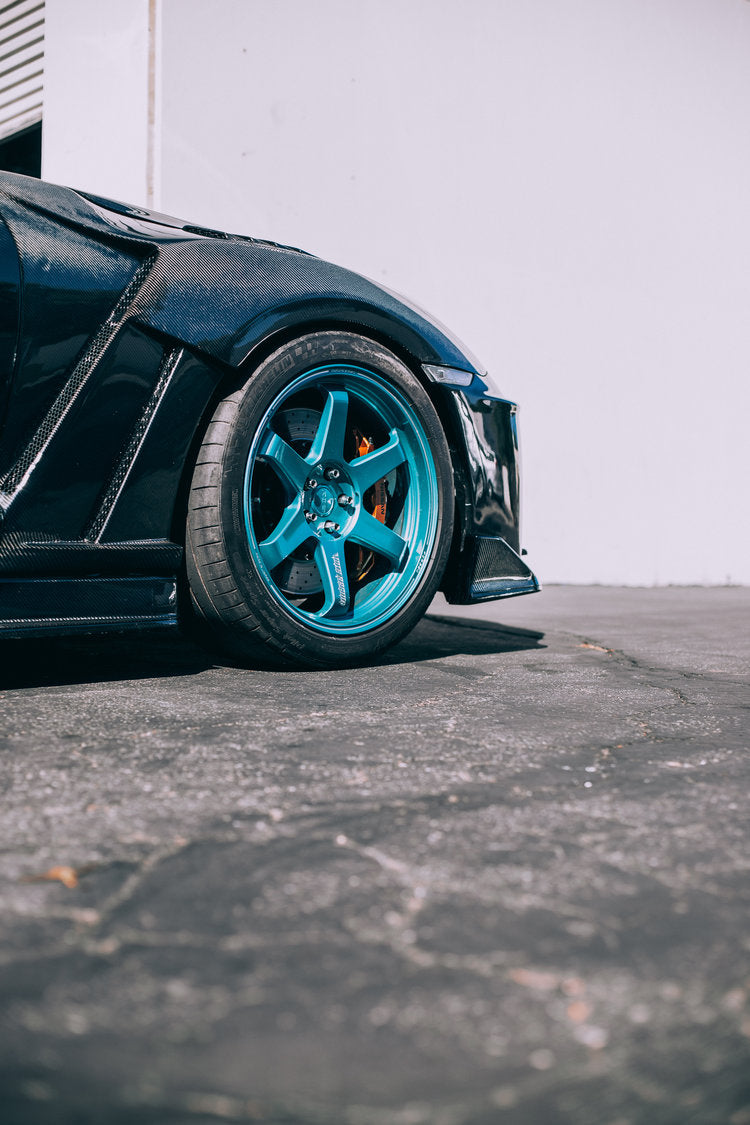 Fly 1 Motorsports RS35 Vented Fenders - 2009 - 2019 Nissan GT-R (R35)